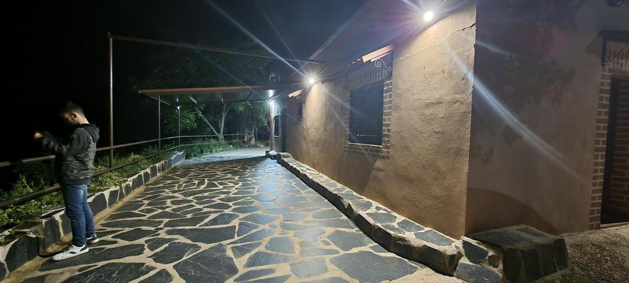 Apartamento Turistico "El Rincon De La Pernila" Guadalupe  Exteriör bild